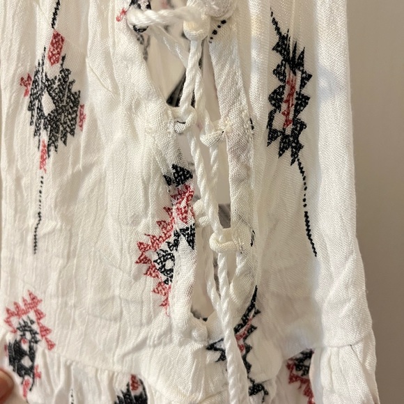 Forever 21 Long Woven Top. Size M - Picture 5 of 7